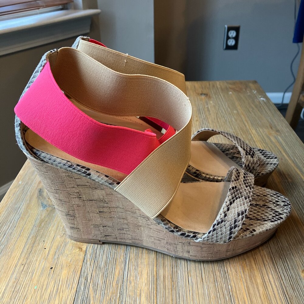 CL by Laundry cork wedge heel sandal snakeskin‎ and neon elastic straps size 9.5